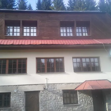 Guest house Adam 3*