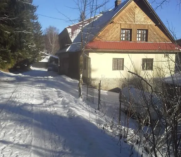 Adam Gæstehus 3*